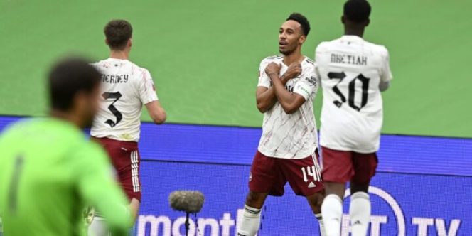 					Selebrasi Pierre Emerick Aubameyang mencetak gol ke gawang Liverpool di laga Community Shield 2020, Sabtu (29/8/2020) malam WIB di Wembley (AP Photo)