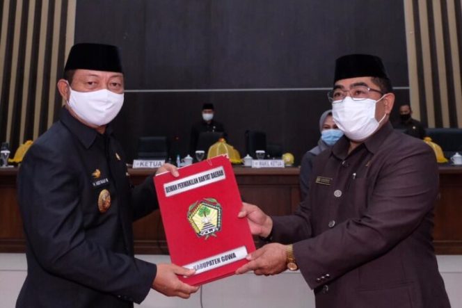 					DPRD Gowa Sahkan Perda Wajib Masker dan Penerapan Protokol Kesehatan