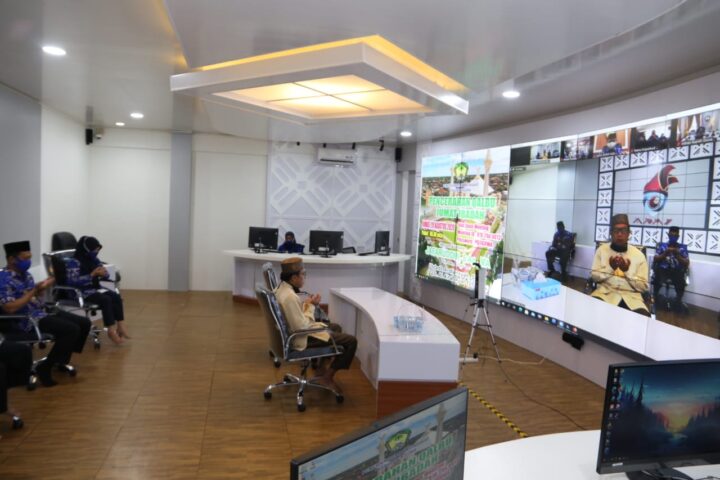 Siraman Qalbu Ustadz Jafaruddin secara virtual pada kegiatan yang diinisiasi oleh Pemkab Gowa. (Foto: Berita.news/Putri)