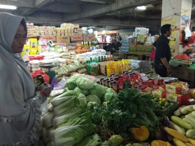 Pelaku usaha di Pasar Induk Minasa Maupa, Gowa. (Foto: berita.news/Putri).