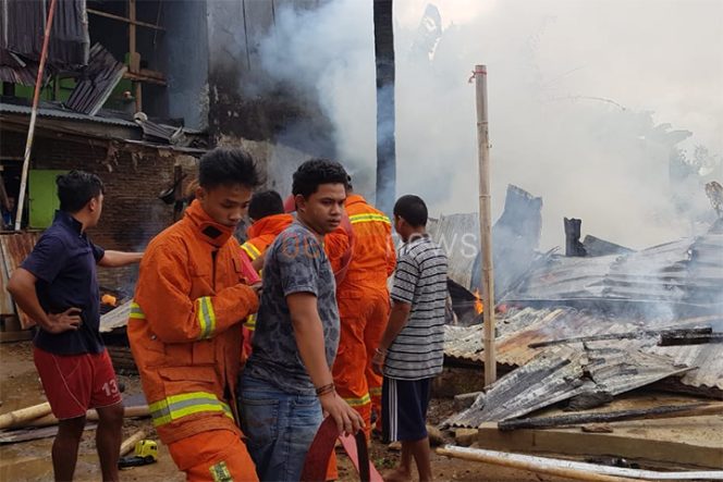 					Kondisi Rumah Warga Setelah Api Berhasil Dipadamkan. (Berita.News/Bayu)