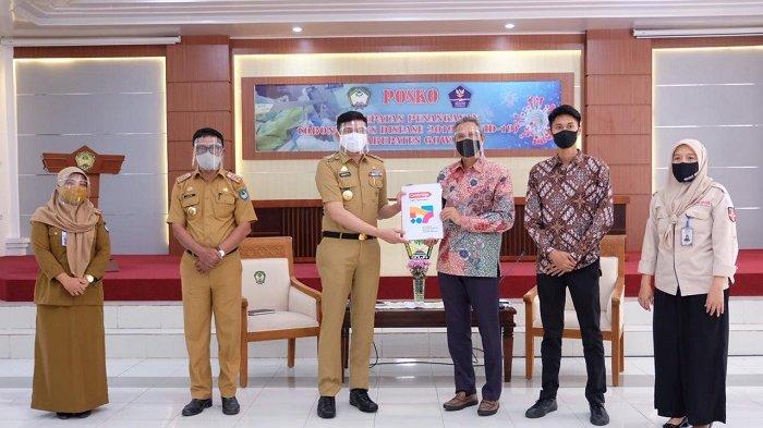 Peetemuan Briton Engliah Esucation saat menemui Bupati Gowa, Adnan Purichta Ichsan. (Foto: berita.news/Putri).