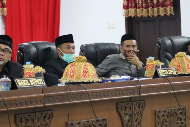 					Paripurna Pemandangan Umum Fraksi, DPRD Apresiasi Kerja-Kerja Pemerintah Daerah