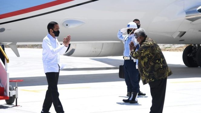 					Foto: Presiden Jokowi tiba di Sulawesi Tenggara (Foto: Lukas - Biro Pers Sekretariat Presiden)