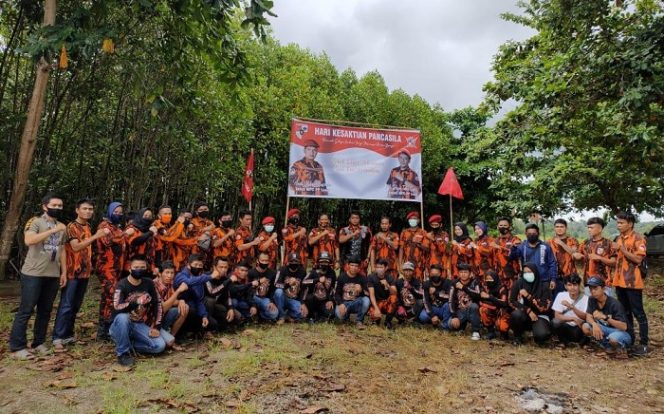 					Peringati Kesaktian Pancasila, Pemuda Pancasila Luwu Gelar Bakti Sosial