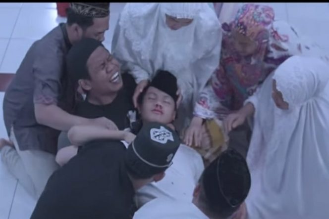 					Ustaz Maulana Terharu Menonton Film Pendek Appi-Rahman “Keajaiban Tuhan”