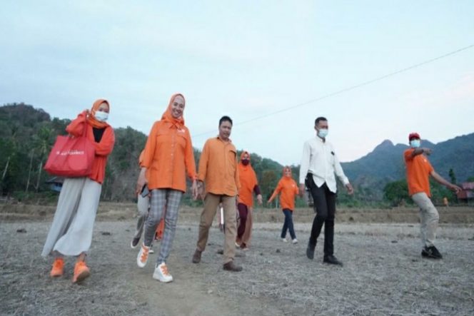 					Diintimidasi tak Dapat PKH, Warga Kampung Baru Mengadu ke Tim Anir-Lutfi