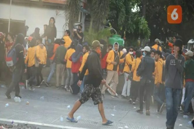 					Aksi Premanisme Pendukung Paslon Rusak Citra Makassar