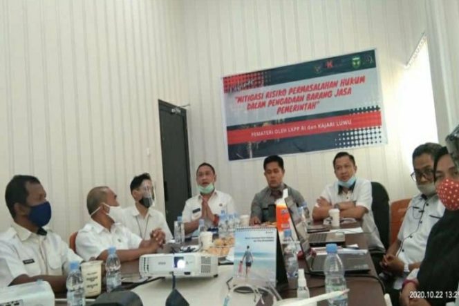 					Pemkab Luwu Gelar Webinar Mitigasi Resiko Permasalahan Hukum dalam Pengadaan Barang Jasa Pemerintah