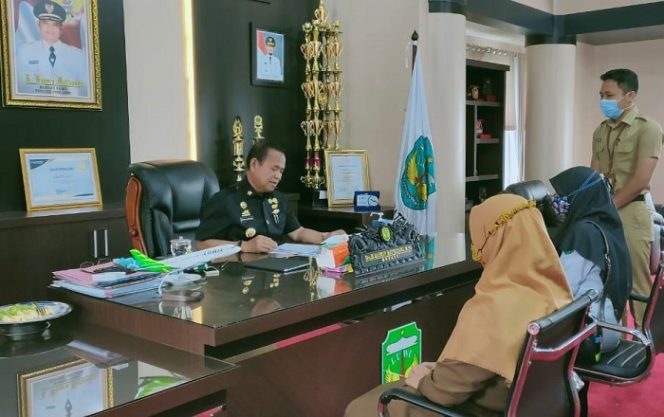 					Bupati Luwu H Basmin Mattayang mengatakan bahwa stunting merupakan salah satu persoalan kesehatan yang patut mendapat perhatian serius pemerintah.