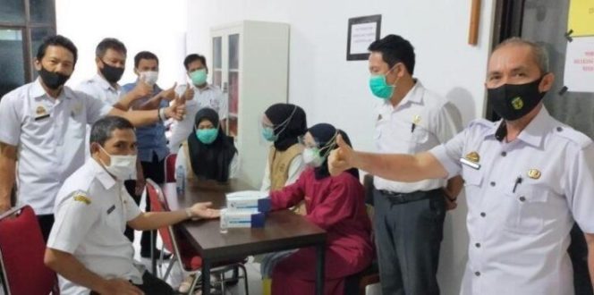 					TGC Dinkes Luwu Gelar Rapid Test Gratis Semua Jajaran Instansi Pelayanan Publik