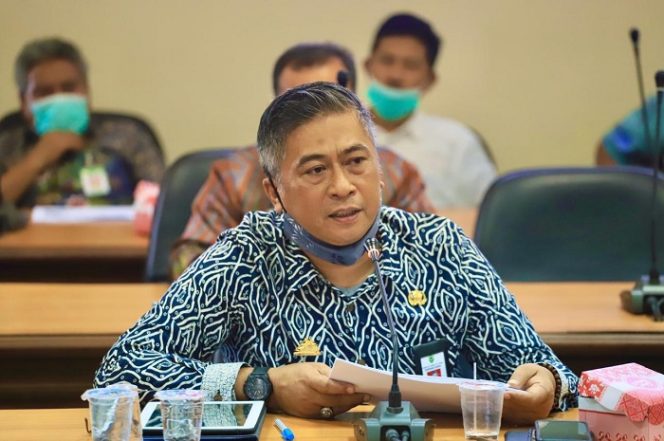 					Sekretaris Daerah Barru Dr. Ir. Abustan M.Si.