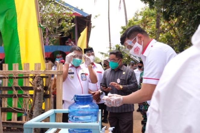 					Masyarakat Tompobulu Ikut Bantu Pemerintah Sosialisasikan Perda Wajib Masker