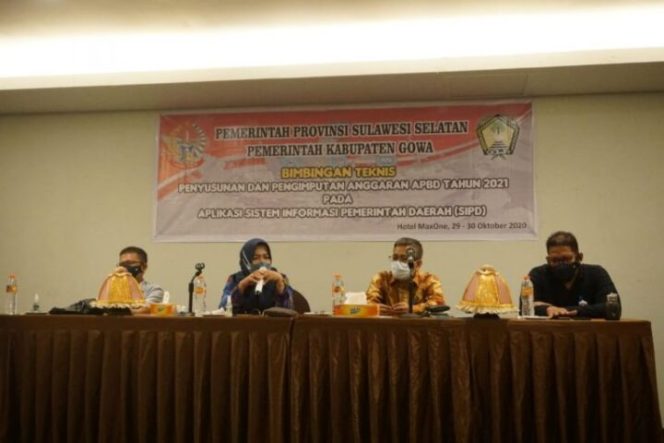 					Lakukan Bimtek SIPD, Pj Sekda Gowa Harap Penginputan Rampung Senin Mendatang