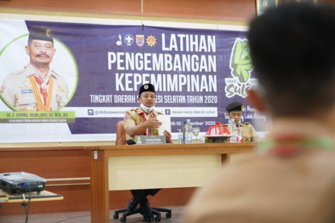 					Wagub Sulsel di Pengembangan Kepemimpinan Anggota Pramuka Kwartir Daerah Provinsi.Attachments area.