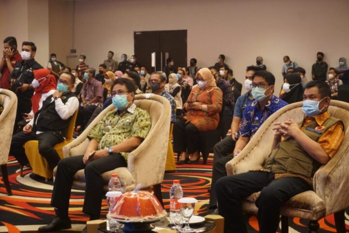 Penjabat Sementara Bupati Gowa, Andi Aslam Patonangi saat menghadiri Pembukaan Pelatihan 1.000 Relawan Covid-19. (Foto: berita.news/Putri).