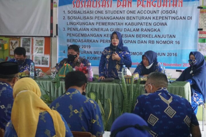 Sosialisasi One Student One Account (OSOA) yang berlangsung di SDN Bontomanai Unggulan, Kecamatan Bontomarannu. (Foto: berita.news/Putri).