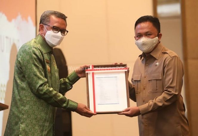 					Bupati Bantaeng Hadiri Penyerahan DIPA Tahun Anggaran 2021