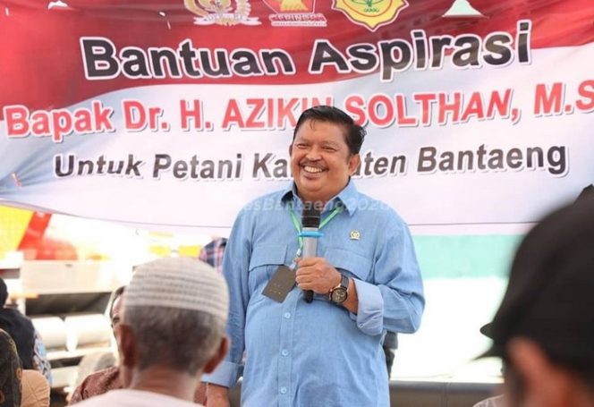 					Pemkab Bantaeng Terima Bantuan Alsitan Dari Aspirasi Anggota DPR-RI Azikin Solthan