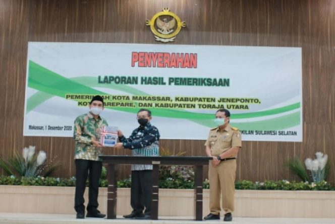 					BPK RI  Perwakilan Sulsel Serahkan LHP Makassar