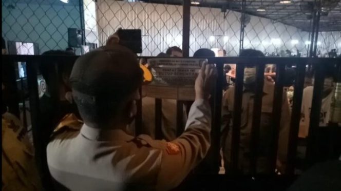 					Food court Hilal Point Disegel. (Istimewa). 