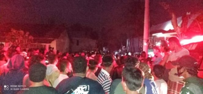 					Suasana di lokasi kebakaran tewaskan satu keluarga di Jeneponto, Sulawesi Selatan. (Istimewa)