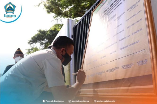 					Bupati Bantaeng Tandatangani Komitmen Bersama Pencanangan ZI Menuju WBK dan WBBM
