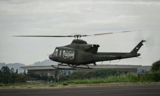 					Helikopter Bell 412EPI yang diserahkan PT Dirgantara Indonesia (DI) kepada Mabes TNI Angkatan Darat. ANTARA/HO-Humas PT DI