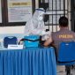 Puskesmas Pallangga mulai melakukan simulasi pelaksanaan vaksin di Halaman Puskesmas Pallangga. (Foto: berita.news/Putri).