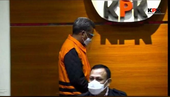 					Nurdin Abdullah ditetapkan sebagai tersangka oleh KPK.
