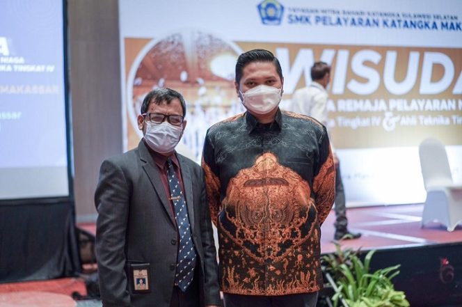 					Arham Basmin Perkenalkan Batik Batara Guru di Wisuda Taruna SMK Pelayaran Katangka
