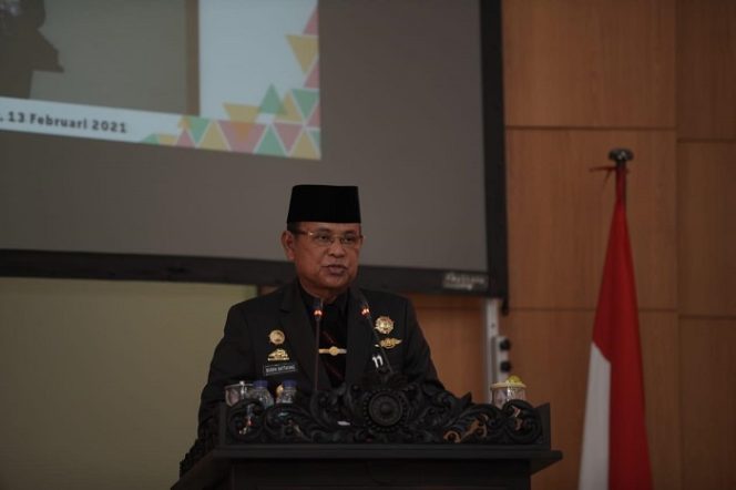 					Bupati Luwu Basmin Mattayang.