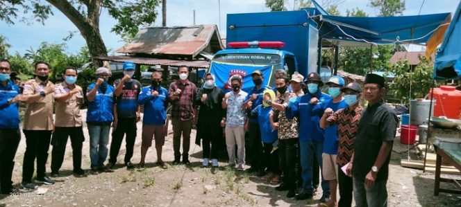 					Kepala Dinsos Sulsel Kunjungi Korban Puting Beliung di Luwu