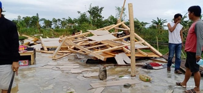 					Pemda Luwu Cepat Tanggapi Bencana di Walenrang, Data Rumah Warga yang Rusak