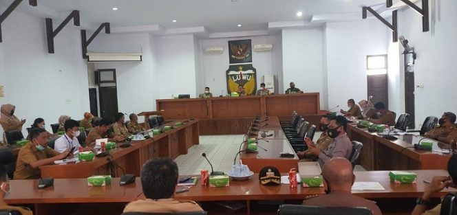 					Rapat Pembahasan Hari Jadi ke-15 Kota Belopa, Kapolres Luwu: Tetap Ikuti Protokol Kesehatan