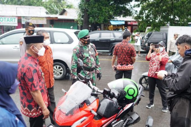					Hari Kedua Penegakan Pendisiplinan Prokes, Wabup Gowa Tinjau Jalan Usman Salengke