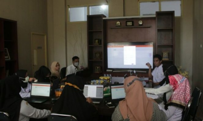 					Diikuti Pegawai dan Operator OPD, BKPSDM Sosialisasi dan Bimtek Aplikasi E-Kinerja
