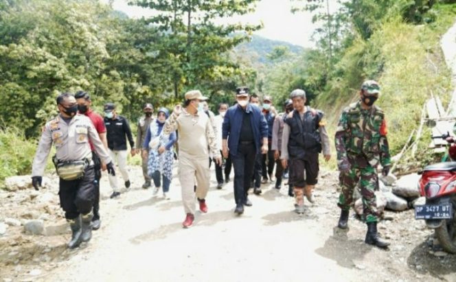 					Kunjungi Luwu, Plt Gubernur Buka Jalan Terisolir di Kadundung-Latimojong