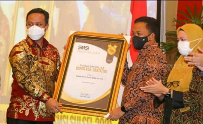 					SMSI Nobatkan Ilham Azikin Sebagai Kepala Daerah Peduli Media dan Pers