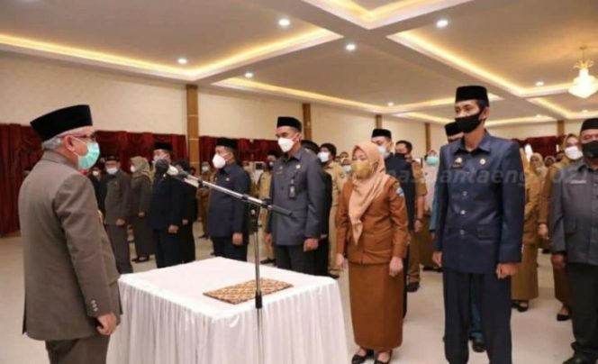 					Lantik 183 Pejabat, Wabup Harap ASN Bantaeng Beri Kontribusi Pada Daerah