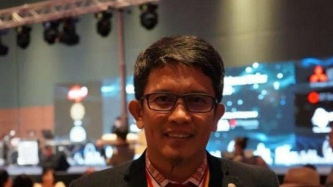 					Cegah Pemalsuan, Dekan FTI UMI Terapkan Tanda Tangan Digital Ber-Barcode