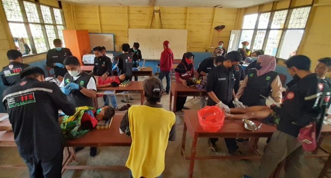 					PSC 119 Luwu Gelar Baksos Pemeriksaan Kesehatan dan Sunatan Gratis