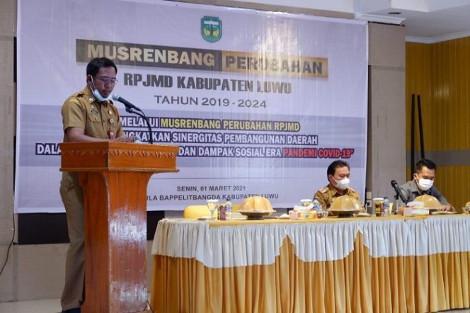 					Kepala Bappelitbangda Luwu, Ahmad Awwabin.
