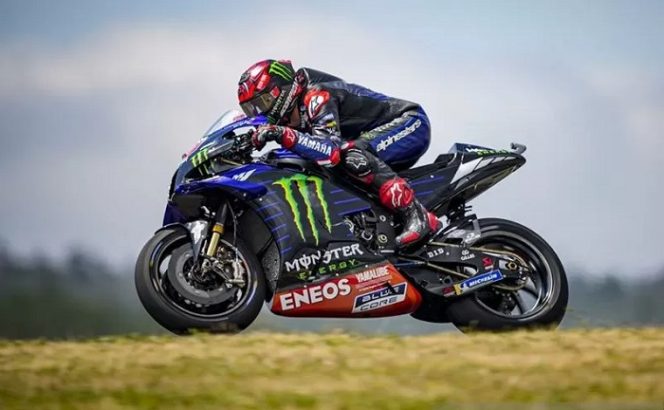 					Pebalap tim Monster Energy Yamaha Fabio Quartararo menjalani sesi latihan bebas Grand Prix Portugal, Sirkuit Algarve, Portimao. (16/4/2021). ANTARA/HO-Yamaha Motor Racing Srl/aa.