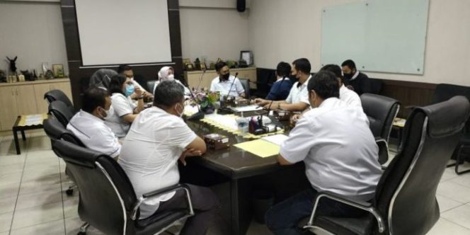 					Dinas PU – PDAM Makassar Rakor Terkait Pipa Utilitas yang Akan Terpasang di Damija