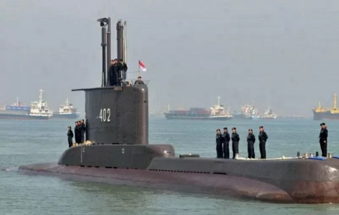 					KRI Nanggala-402 dikabarkan hilang kontak di Perairan Bali