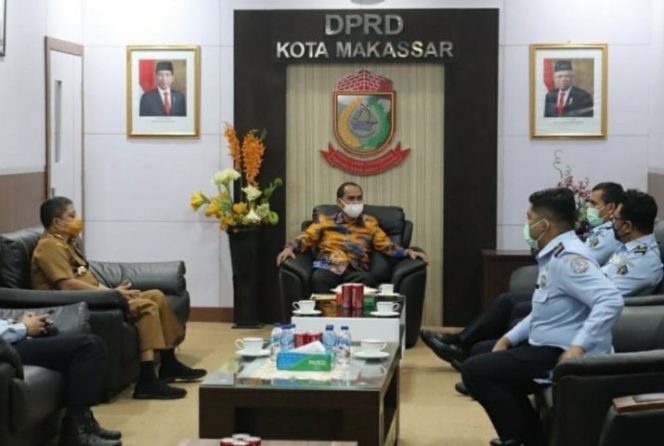 					Rudianto Lallo Terima Kunjungan Kepala Imigrasi Kelas I Khusus TPI