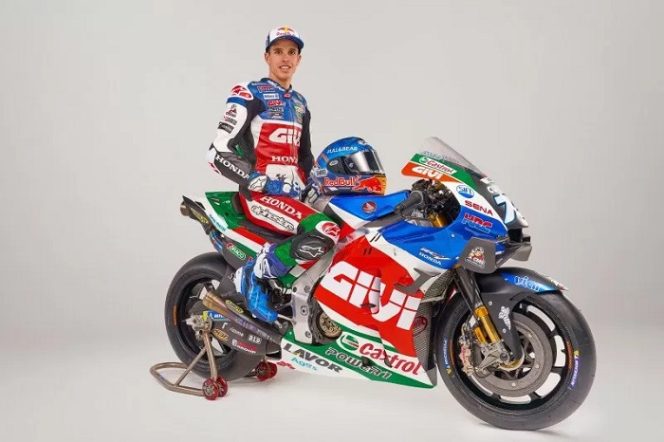					Alex Marquez di atas motor baru tim LCR Honda (HO via LCR Honda Castrol)
