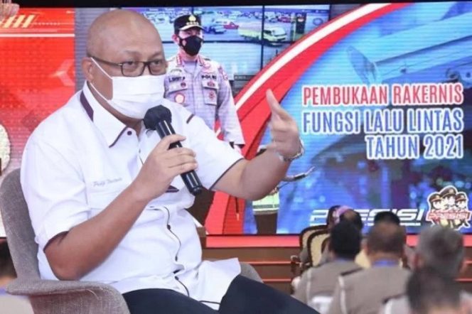 					Anggota Kompolnas Irjen Pol (Purn) Drs Pudji Hartanto Iskandar.