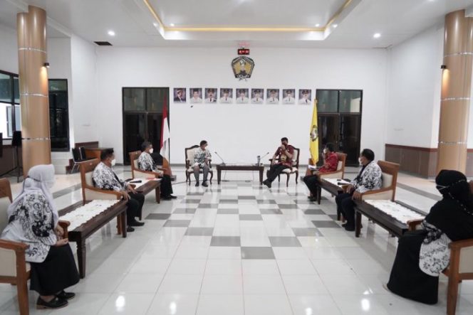 					Pemkab Gowa Gandeng PGRI Susun SOP Pembelajaran Tatap Muka